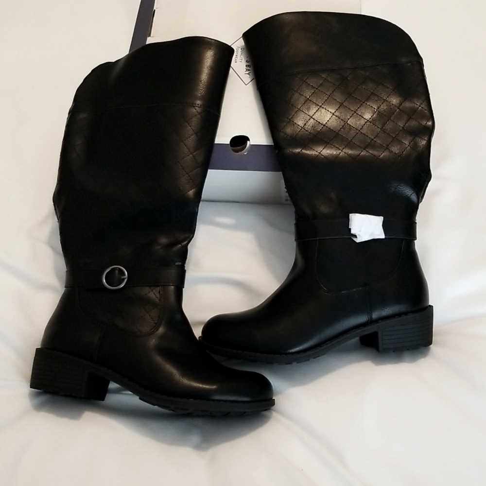 Riding boots